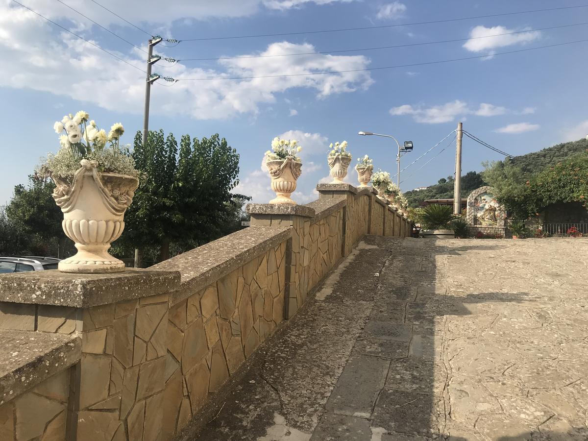 Il Chiostro Bed & Breakfast Massa Lubrense Exterior foto